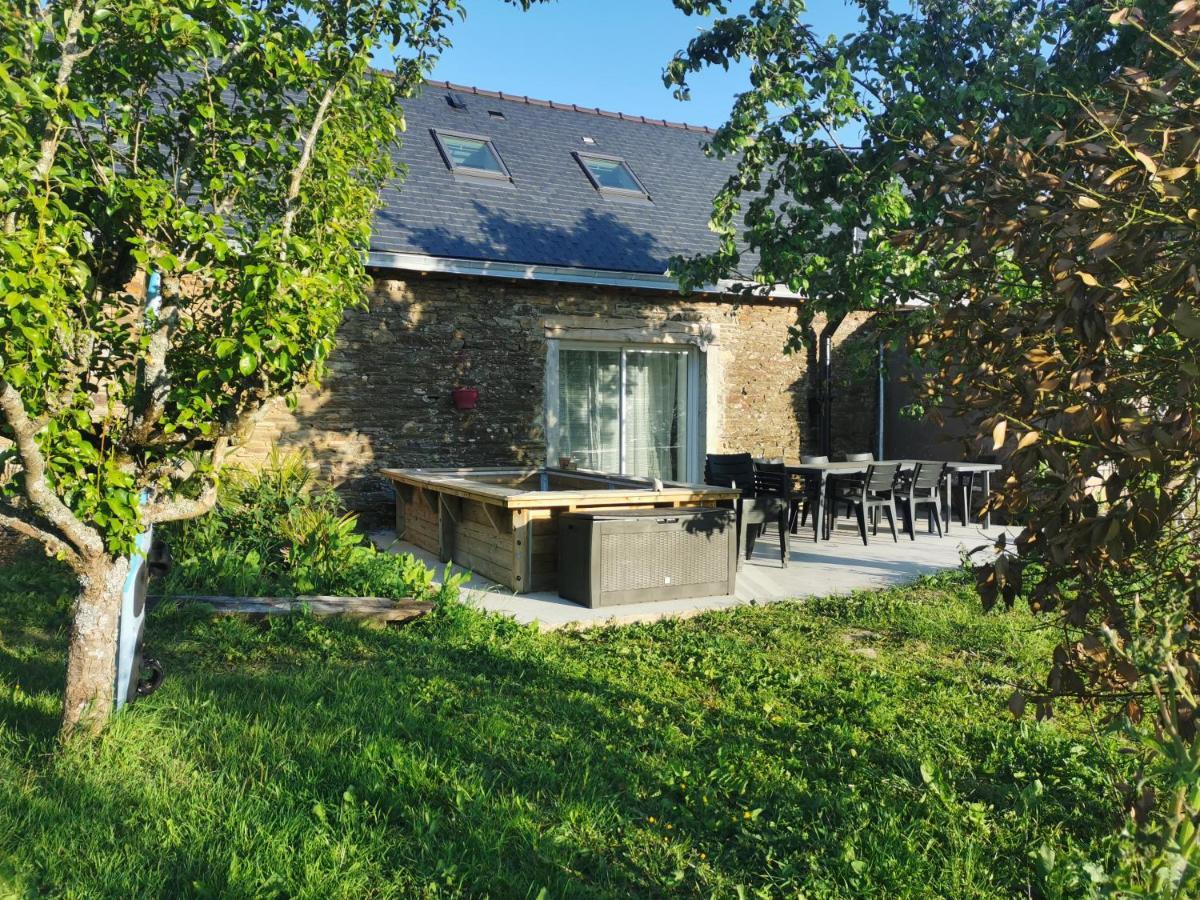 Les Gites De L'Hermine Plouigneau Exterior photo